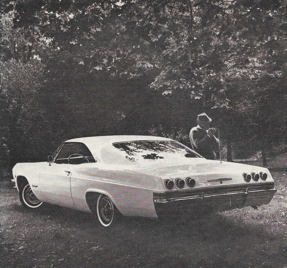 Vintage Photo of the 1965 Impala SS and her 6 Tail light design 